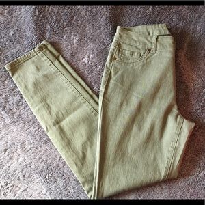 🎀Women’s Olive Green Skinny Jeans🎀